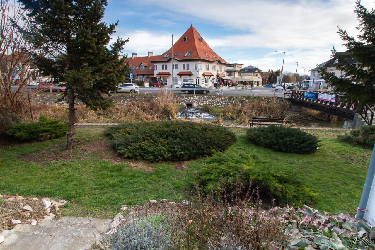 Ecoappart-Haz Mosonmagyaróvár Exterior foto